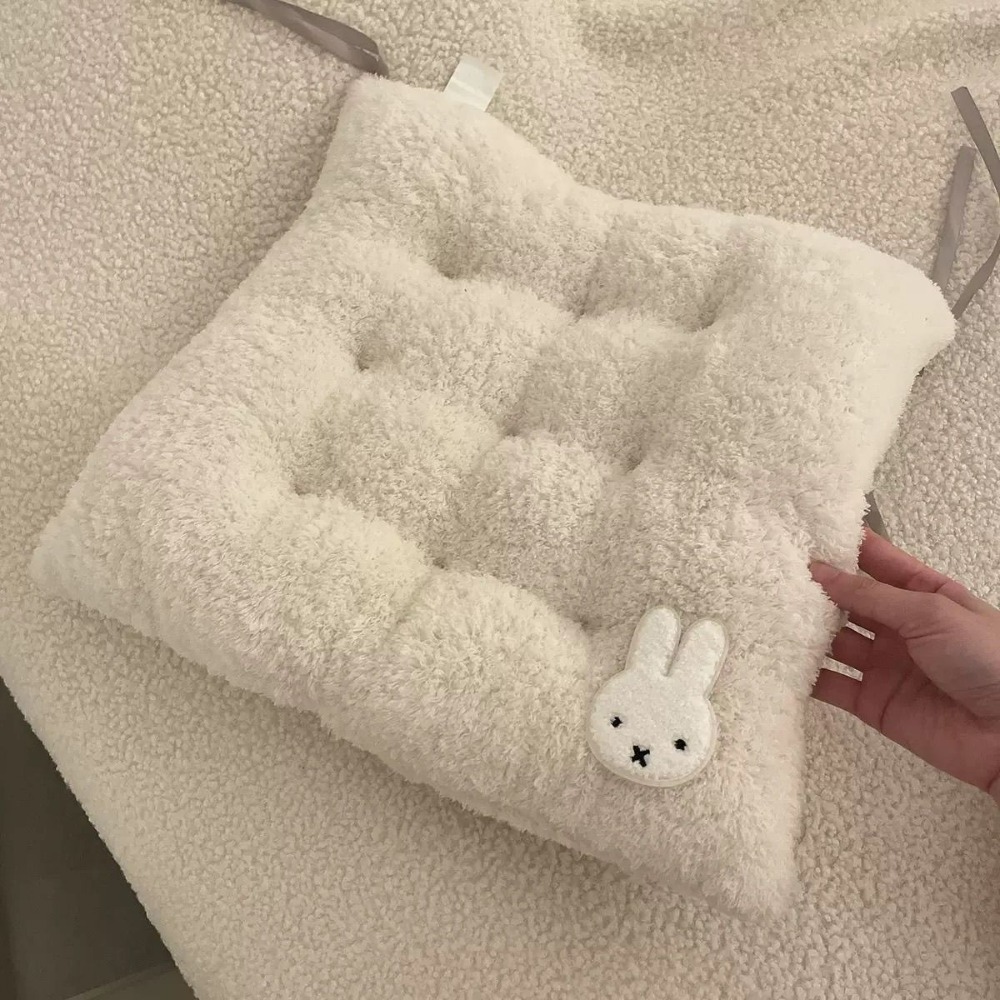 Miffy Rabbit Thickened Seat Cu - đánh giá và giá Home Cinema Chairs